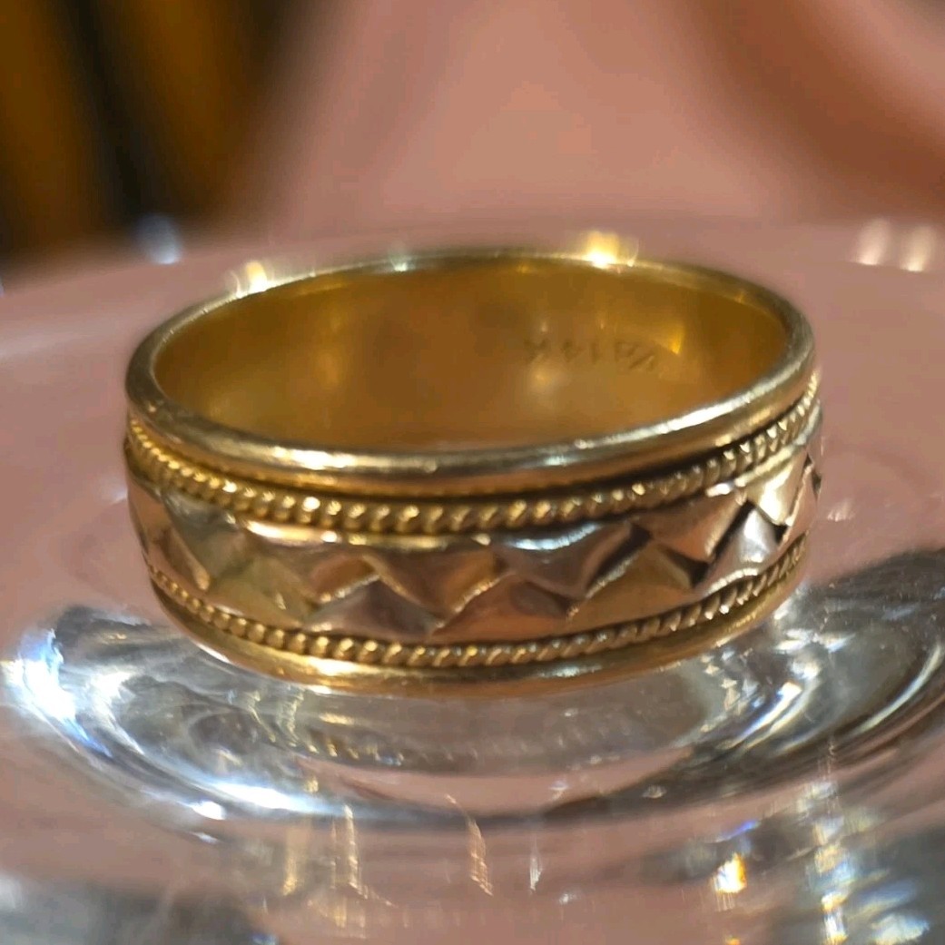 14k Yellow Gold Wedding Band Ring Decorative Patterned Design Tri-color