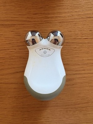 NuFace Mini Facial Toning Device