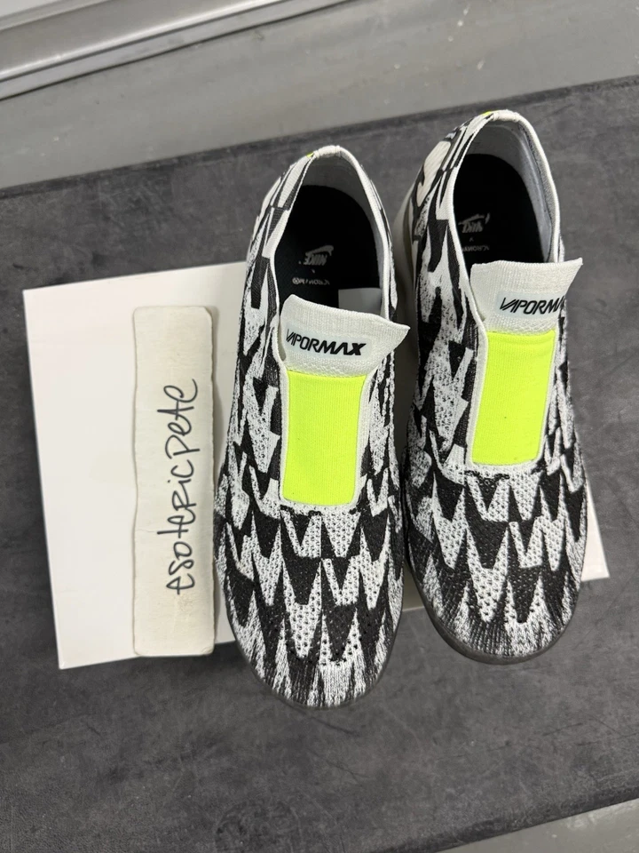 Talla 11.5 Nike Air Vapormax Flyknit Moc 2 Acrónimo AQ0996 001 2018 De colección Retro Foto 3 de 4