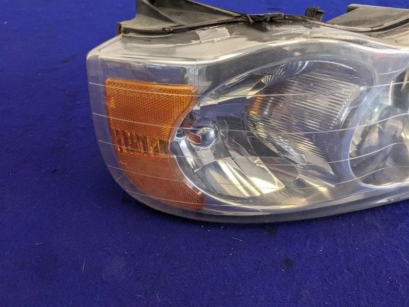 Dodge Ram Viper SRT-10 2004-2005 8,3 L 1500 conductor faro izquierdo lámpara delantera lente Foto 3 de 4