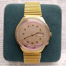 RAKETA Cal.2628 VINTAGE SOVIET RUSSIAN MECHANICAL WRISTWATCH Perpetual Calendar