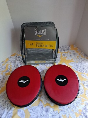 Everlast Punch Pads Mitts Strike Boxing Workout Gym Red                       S