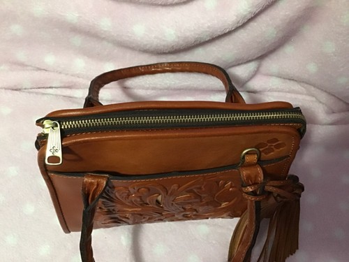 Patricia Nash Embossed, Gold Inlay Cinnamon Leather Paris Satchel Missing Strap - Picture 5 of 23