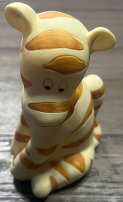 Willitts Designs Vintage Tigger Ceramic Figure 6'' Disney 16038