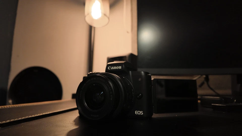 Canon EOS M50 Mark II, photo 1 of 5