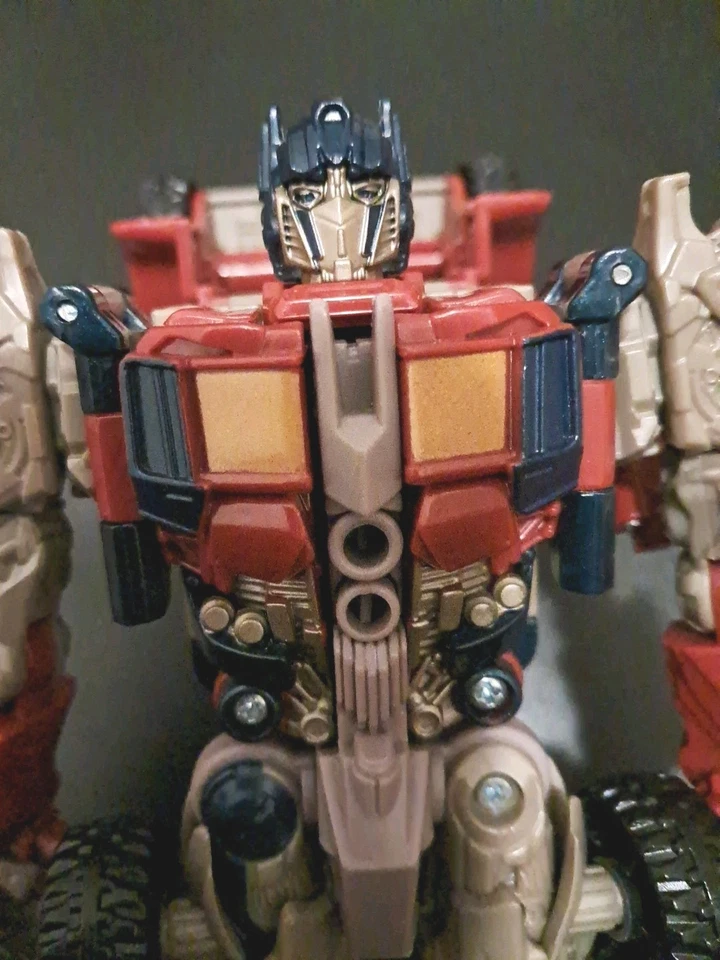Transformers Revenge of the Fallen Voyager Class OPTIMUS PRIME HASBRO 2008 - Immagine 2 di 4