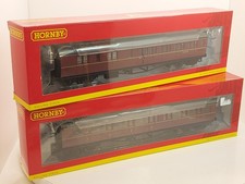 2 x Hornby BR Collett Corridor Coaches R4764 Brake 3rd & R4766 Composite - MINT