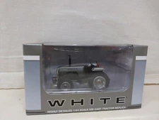 1/64 SpecCast Farm Toy WHITE 2-105 4X4 Tractor 