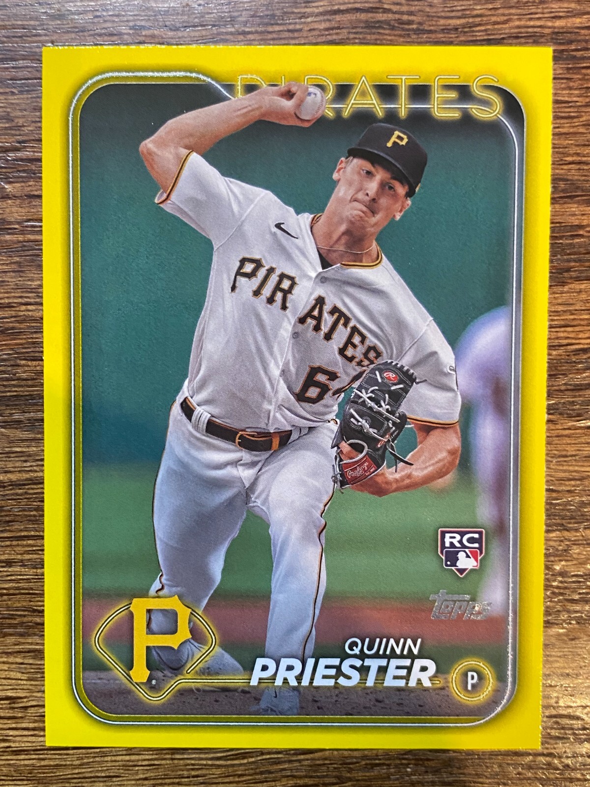 2024 TOPPS BASEBALL SERIES 1 QUINN PRIESTER ROOKIE YELLOW PARALLEL #93 Pirates