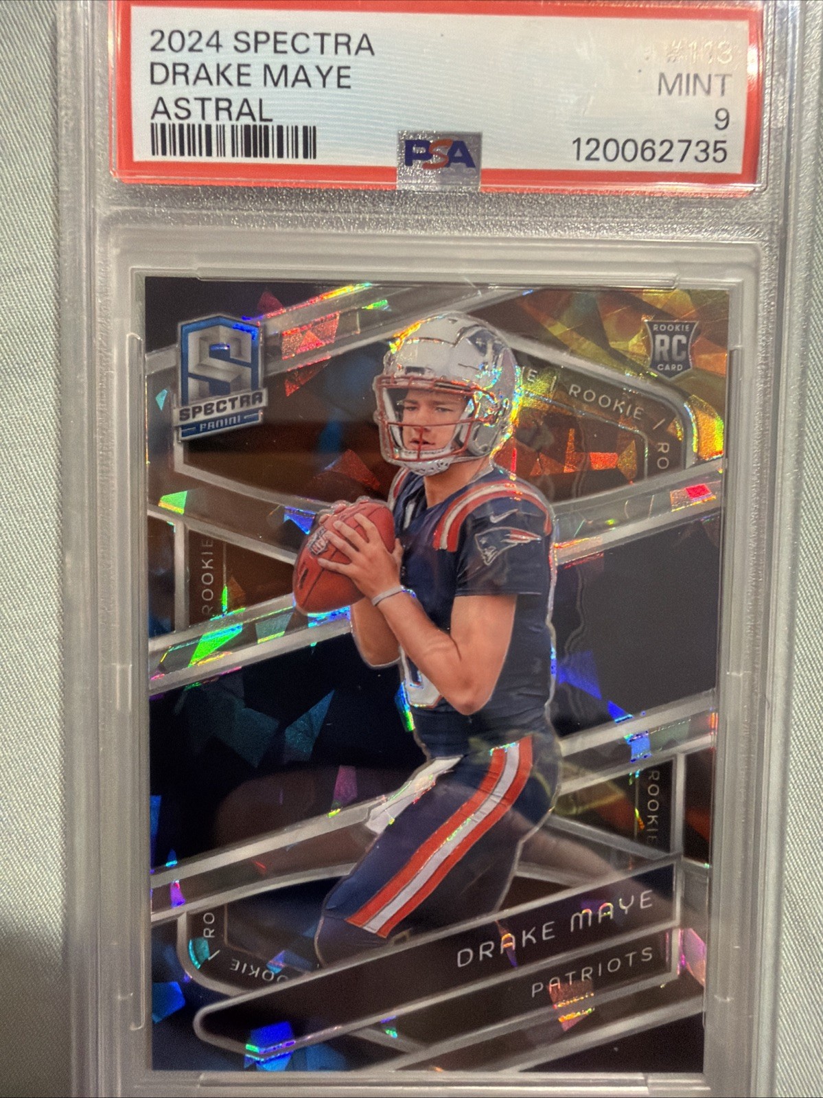 2024 Panini Spectra - Rookies Drake Maye #113 Astral Prizm /40 (RC)