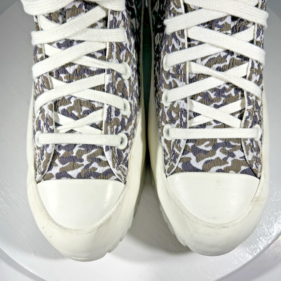 Converse All Star Lugged 2 Womens Size 7.5 Platform Shoes Jacquard High Sneakers - Image 4 of 4