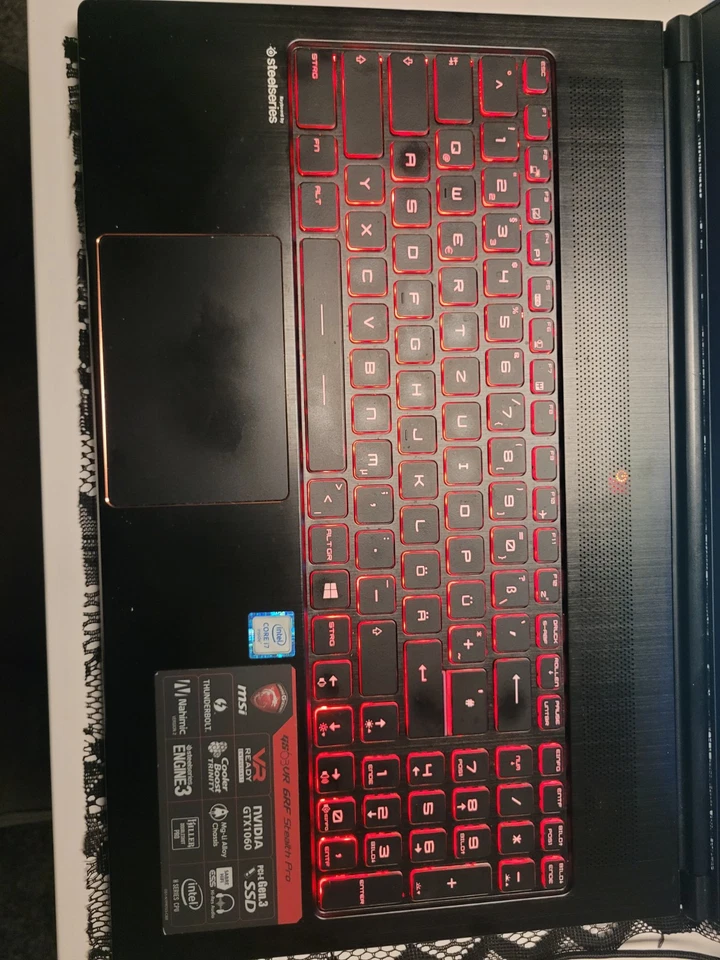 Gaming Laptop MSI G563VR 6RF Strealth Pro i7 16Ram / Nvm128 /GTX1060 1tb HDD - Bild 4 von 4