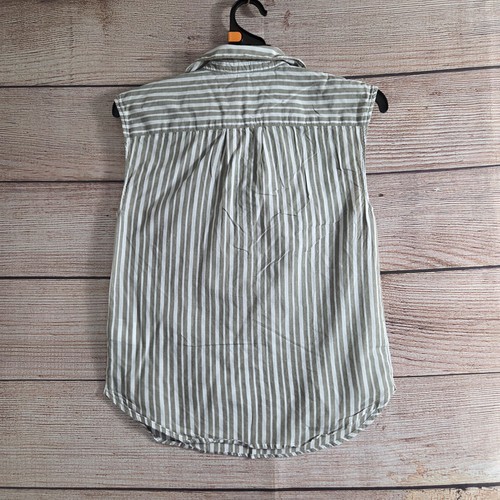 H&M Sleeveless Shirt ~ Size 6 Women's ~ Collar 1/2 button Striped Sleeveless - Picture 3 of 11