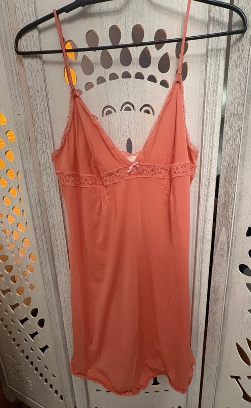 Vintage 2005 Victoria's Secret Angel nightgown Sz large