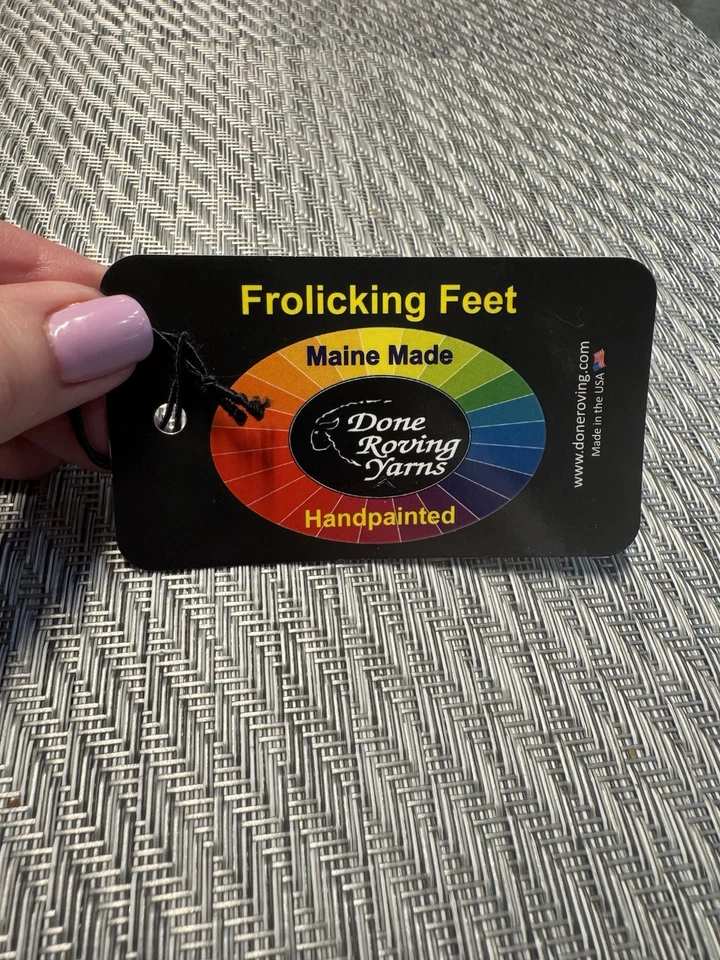 Done Roving Yarns Gradient DK Color#6 Quoddy Bay100% Merino 350yd/4oz - Image 3 of 4