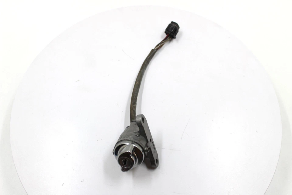 04 KAWASAKI VULCAN 2000 VN2000A OEM IGNITION LOCK  - Image 3 of 4