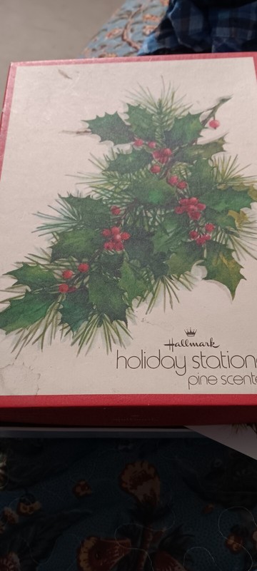 Vintage Hallmark Stationery Christmas Themed With Hoiday Greenery