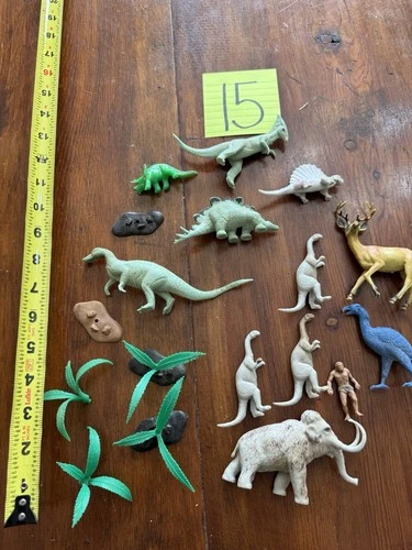 Marx Mpc Or Others? Toy Soldier, Playset, Accessories Lot.