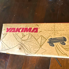 Yakima Powderhound Roof Mount Skisnowboard Rack 4 Pr2 Boards Lock 03081