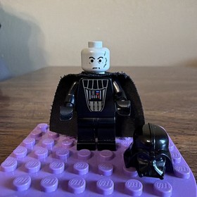 LEGO Star Wars Darth Vader Minifigure Light Grey Head 