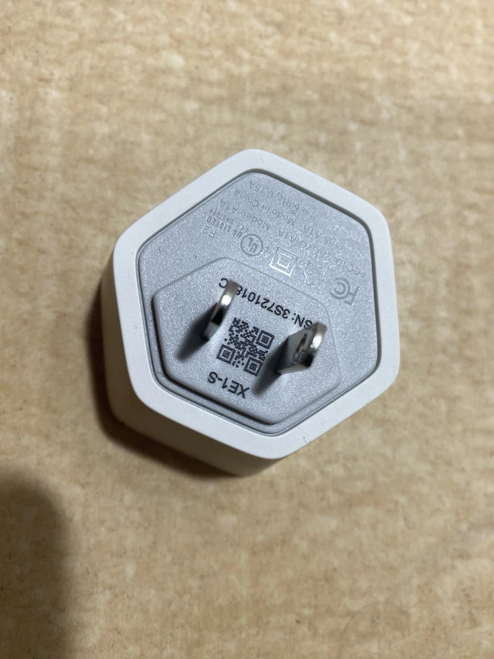 Set Of 3 Xfinity xFi Pods WiFi Network Range Extender, 1st Generation, XE1-S - Image 3 of 3