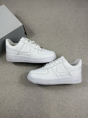 Größe 5 - Nike Air Force 1 ''Triple White'' DD8959-100