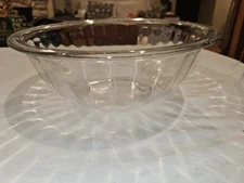 Vintage Pyrex 325 Clear Glass 2.5L Ribbed Mixing Bowl – 10 Inch