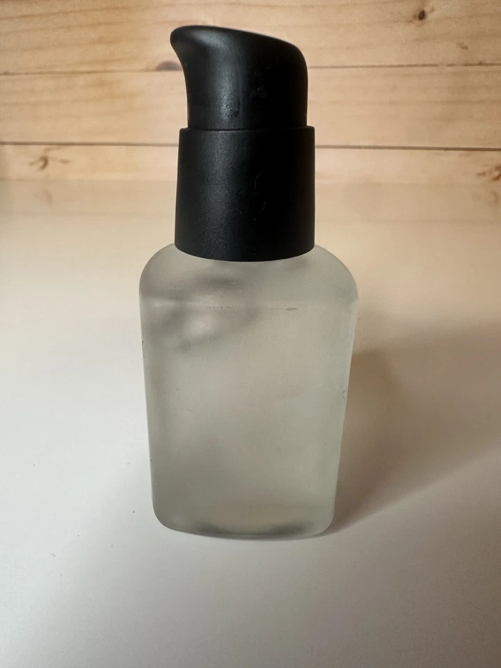 Smashbox Photo Finish Foundation Primer with Pump .93oz New Vintage - Image 2 of 4