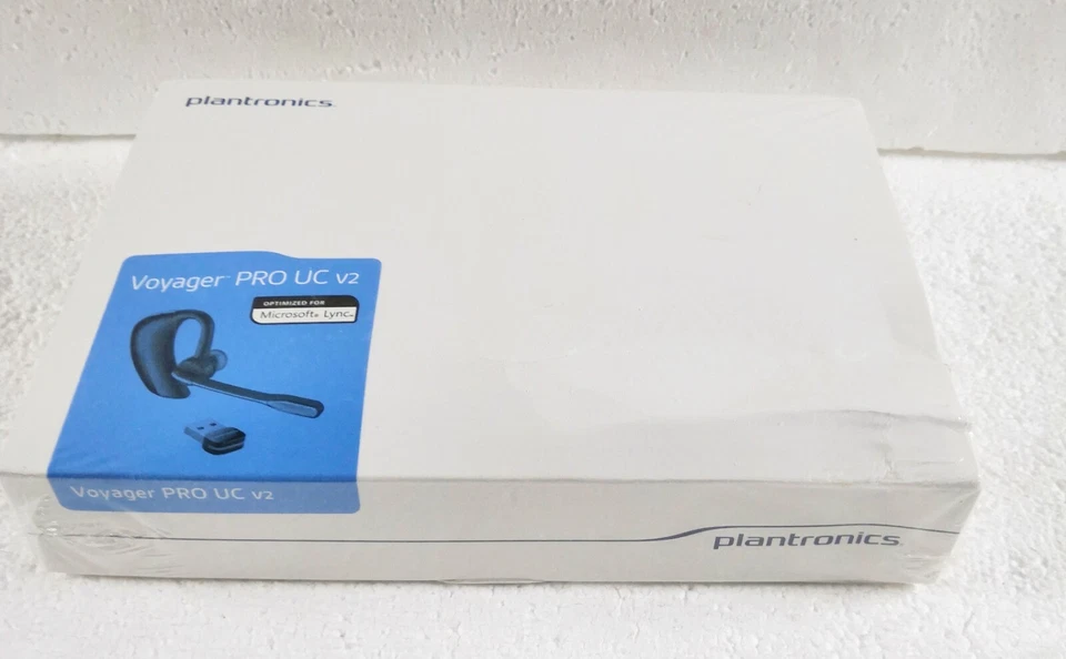 Plantronics Voyager PRO UC B230 Graphite Ear-Hook Bluetooth Headset   - Image 2 of 4