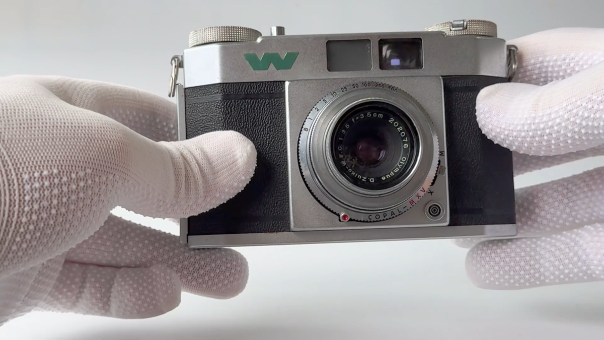 EXC+++)Vintage 1995 Olympus WIDE 35mm Film Camera Silver F3.5 Lens