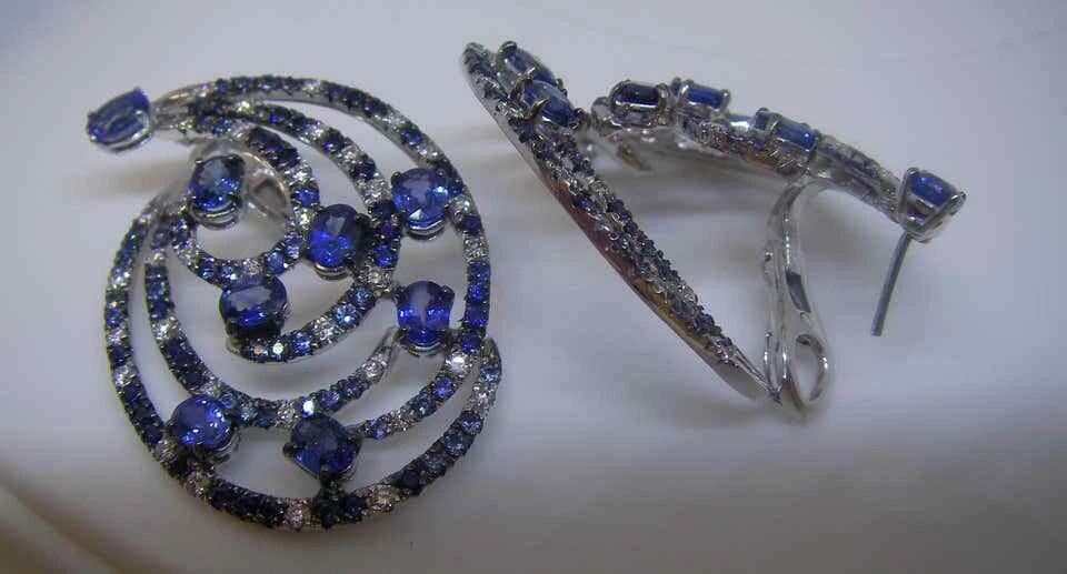 Wonderful Silver Women's Oval & Round Cut Blue Sapphire & White CZ Stud Earrings - Image 3 of 4