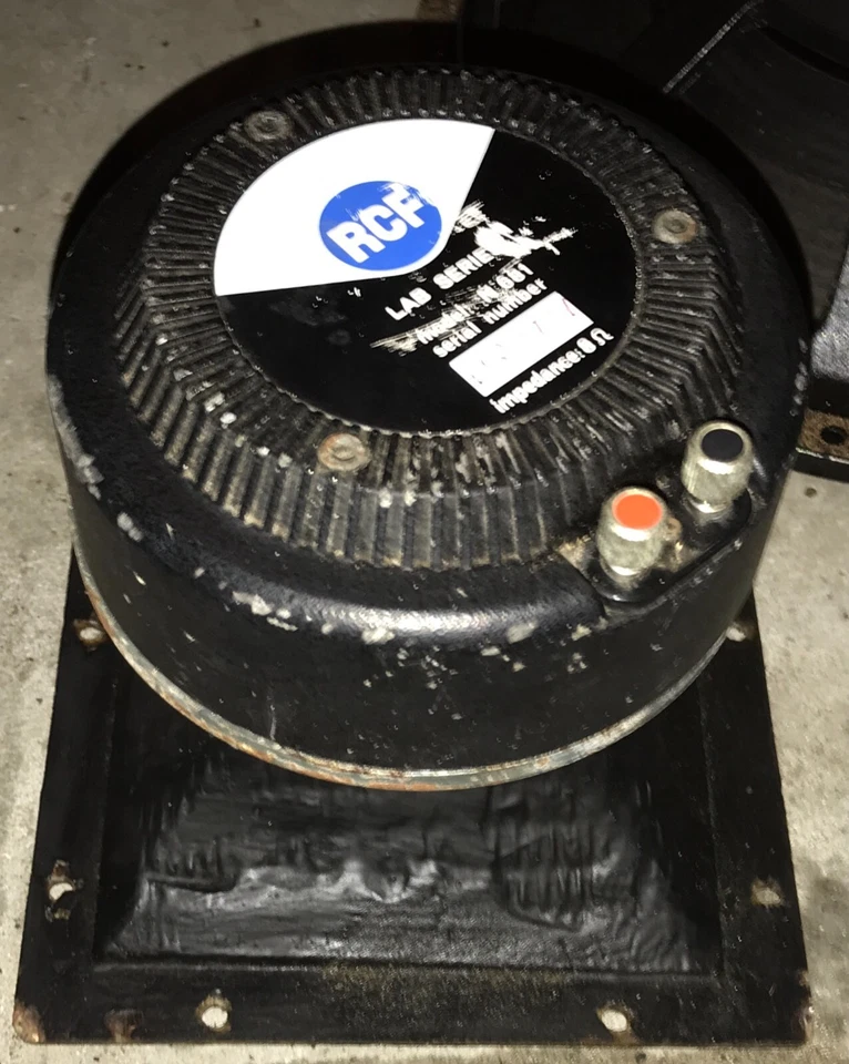 RCF LAB SERIES MODEL N618 DRIVER WITH HORN ASSEMBLY - Image 4 of 4