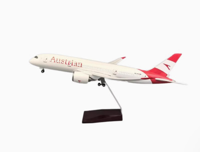 1:130 43CM Austrian BOEING 787 Passenger Plane Landing Gear Resin Aircraft Model
