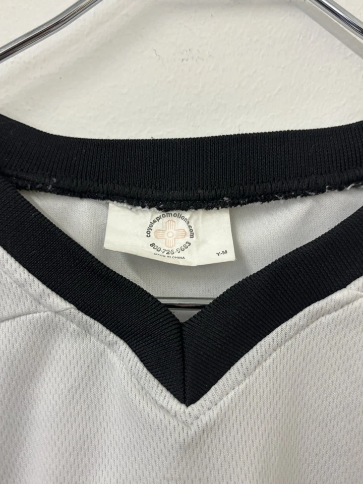 Camiseta de hóquei vintage anos 90 promoção coiote Cincinnati Cyclones juvenil leitura média - Imagem 3 de 4