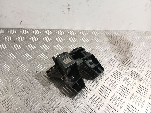Volkswagen Passat B8 2016 Stoßstange hinten rechts Halterung 3G9807484