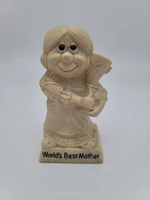 Vintage 1970 Russ Berrie & Co "World's Best Mother" Collectible Figurine
