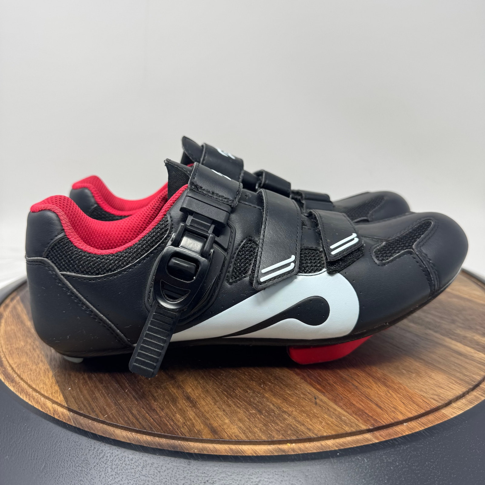 Peloton Spin Cycling Shoes with Cleats Black Size 40 Men’s 7 Women’s 9