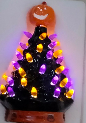 Mini decoración de árbol de Halloween - cerámica - leyenda RJ (dueño de marca) 9 pulgadas - nuevo - Imagen 6 de 11