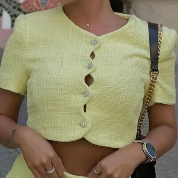 ZARA NEW PASTEL YELLOW TEXTURED CROP JACKET SIZE L | eBay