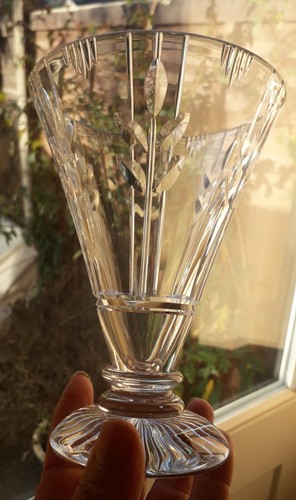 STUART & SONS CRYSTAL CUT ART DECO GLASS VASE RARE PATTERN - Picture 3 of 5