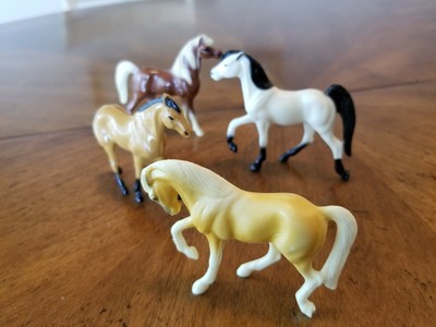little plastic horses