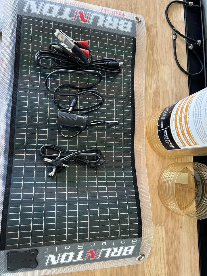 Panel solar Brunton 4,5 vatios Foto 2 de 2