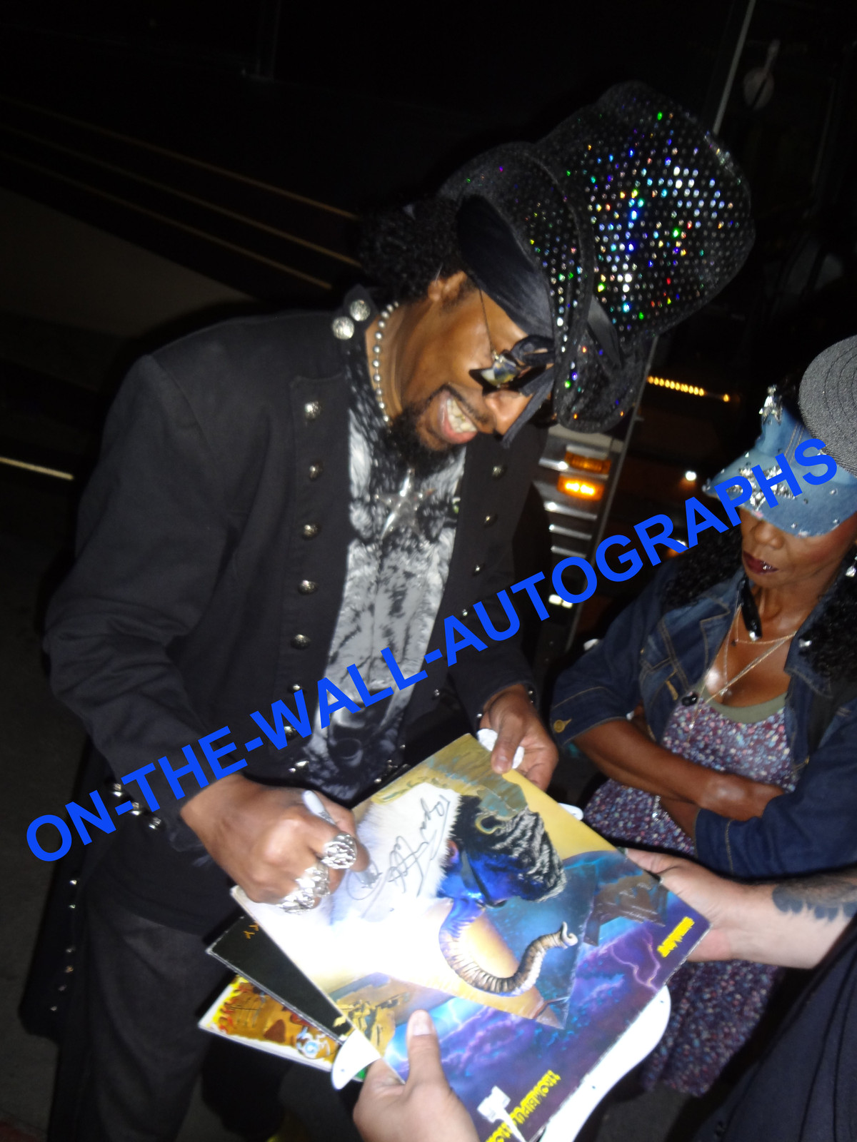 BOOTSY COLLINS HAND SIGNED AUTOGRAPHED ULTRA WAVE ALBUM! RARE! W/ PROOF