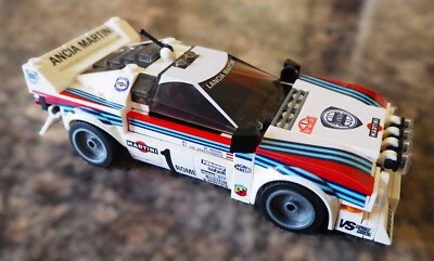 LANCIA 037 Coche de Rally Ladrillo Modelo MOC - 240 piezas, 8 tacos de ancho