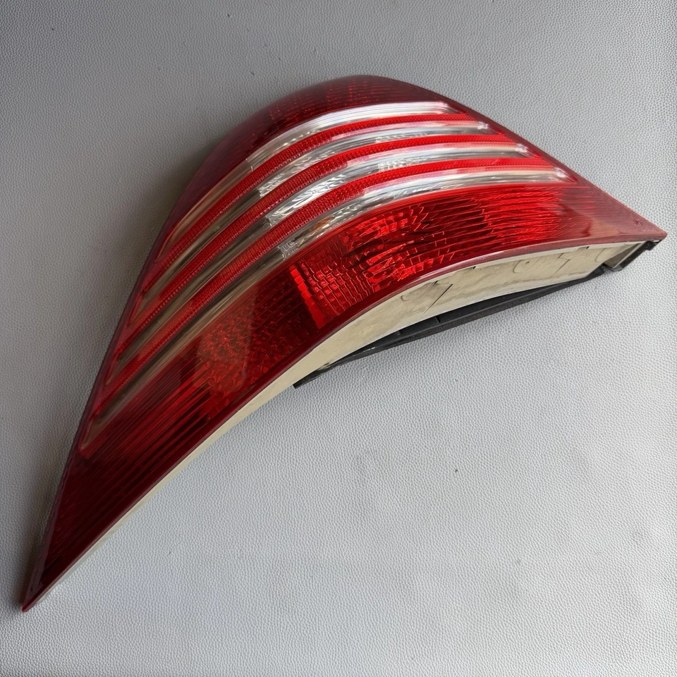 03-06 Mercedes W215 CL500 CL55 AMG Left Driver Side Tail Light Lamp OEM - Image 2 of 4