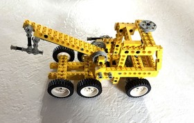 Lego Technic 8034 pre-owned, box, manual, believe to be complete