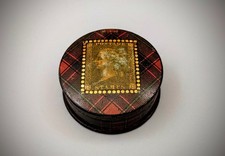 McInroy Tartan Treen stamp box. Excellent example, Mid 19c and Rare Condition