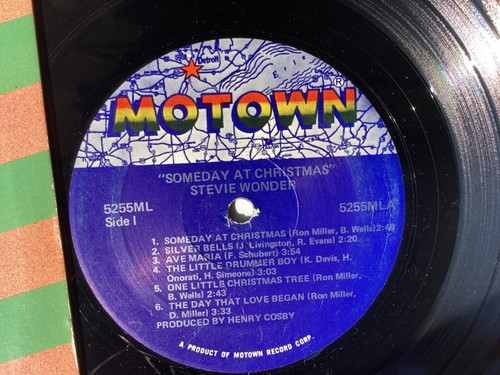 STEVIE WONDER “SOMEDAY AT CHRISTMAS” 1978 MOTOWN XMAS SONG COLLECTION LP ALBUM - Picture 2 of 3