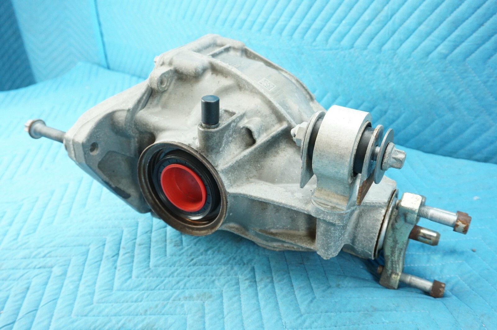 Mercedes C300 AWD Rear Differential Carrier 205-350-16-00 2015 17k OEM ...