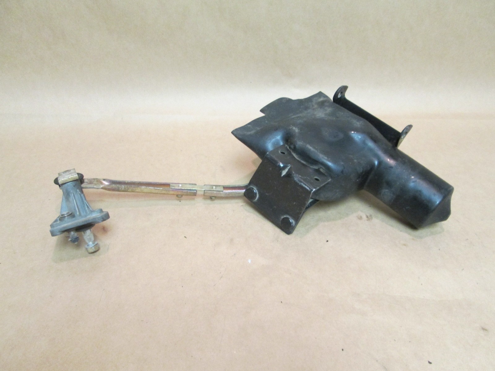 Ferrari 550,575 -  Windshield Wiper Motor w/ Bracket- Linkage , # 63780200